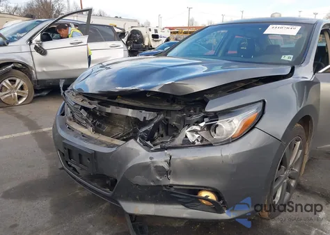 2018 Nissan Altima 2.5 Sr z USA, uszkodzony, nr VIN 1N4AL3APXJC228909